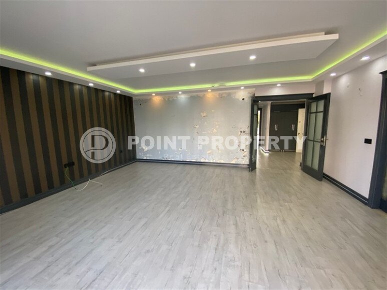 Garden duplex 4+1 – 250 m² in Mahmutlar area-id-10391-photo-2