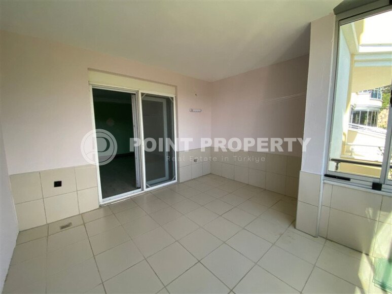Garden duplex 4+1 – 250 m² in Mahmutlar area-id-10391-photo-9