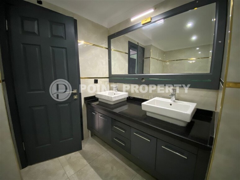 Garden duplex 4+1 – 250 m² in Mahmutlar area-id-10391-photo-13