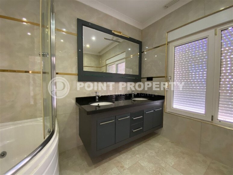 Garden duplex 4+1 – 250 m² in Mahmutlar area-id-10391-photo-16