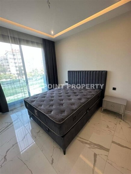 Квартира 2+1, 95 м² на первой линии моря в респектабельном районе Кестель-id-10396-фото-2