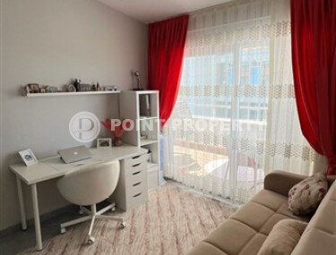 Two-level 3+1 apartment in Mahmutlar, 140 m², in a complex near the sea-id-10446-photo-3