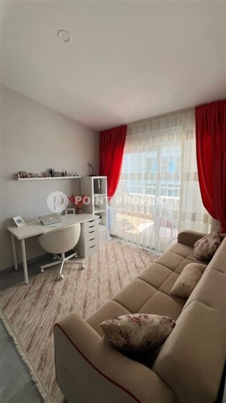 Two-level 3+1 apartment in Mahmutlar, 140 m², in a complex near the sea-id-10446-photo-3