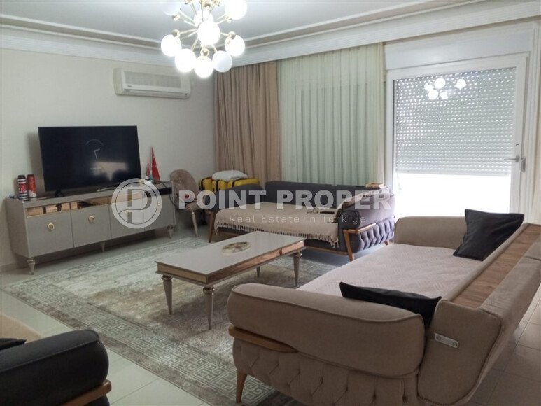 Large 2+1 apartment – 170 m2 with partial sea view in a hotel-type complex-id-10448-photo-2