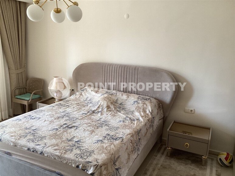 Large 2+1 apartment – 170 m2 with partial sea view in a hotel-type complex-id-10448-photo-3