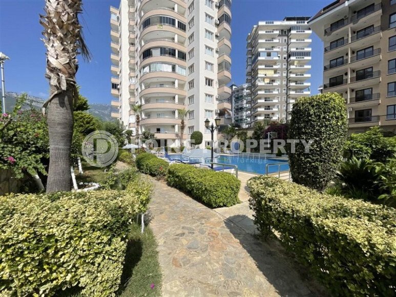 Large 2+1 apartment – 115 m2 with beautiful mountain views in Mahmutlar-id-10449-photo-9