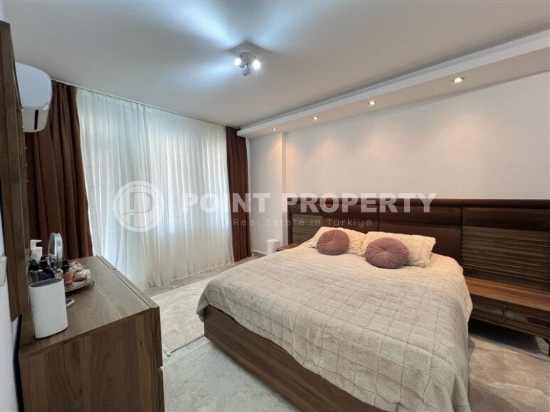 Elegant 4+1 duplex 200 m² in Obagol with a residence permit and mountain views-id-10452-photo-5