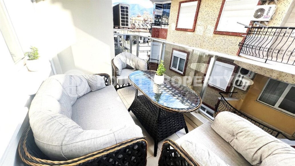 Elegant 4+1 duplex 200 m² in Obagol with a residence permit and mountain views-id-10452-photo-11