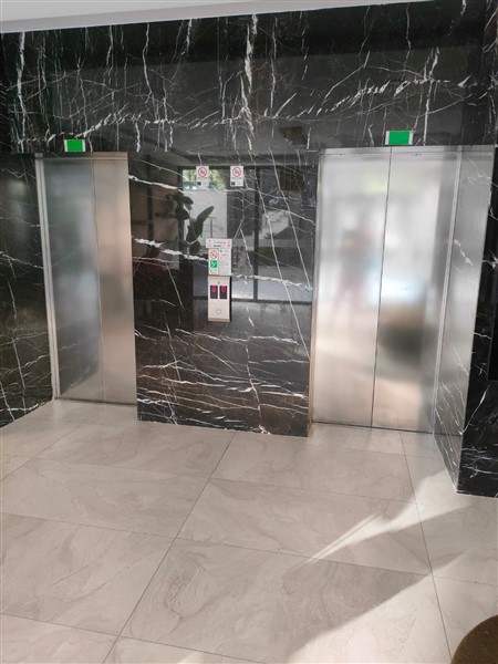 Элегантная квартира 52 м² в Махмутларе с застеклённым балконом и современным дизайном-id-10463-фото-8