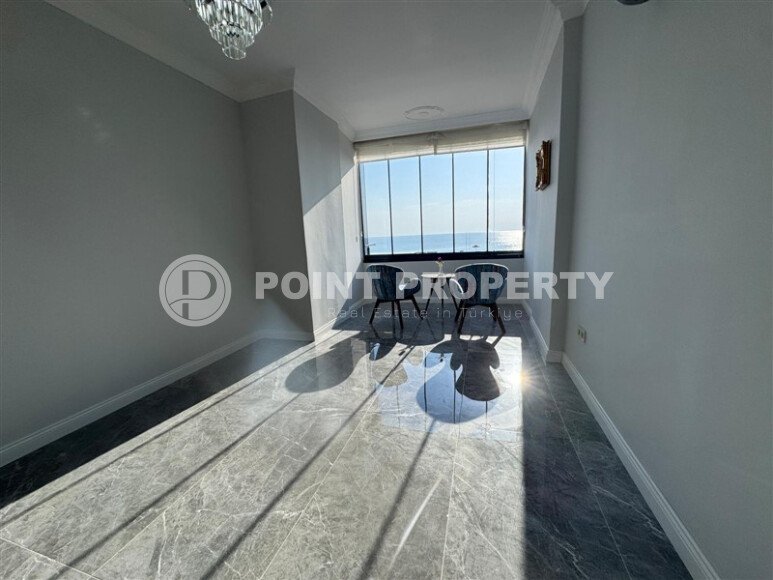 Apartment 2+1 on the Mediterranean coast in the center of Tosmur.-id-4199-photo-6