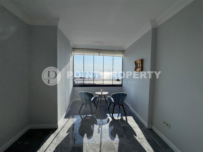 Apartment 2+1 on the Mediterranean coast in the center of Tosmur.-id-4199-photo-9