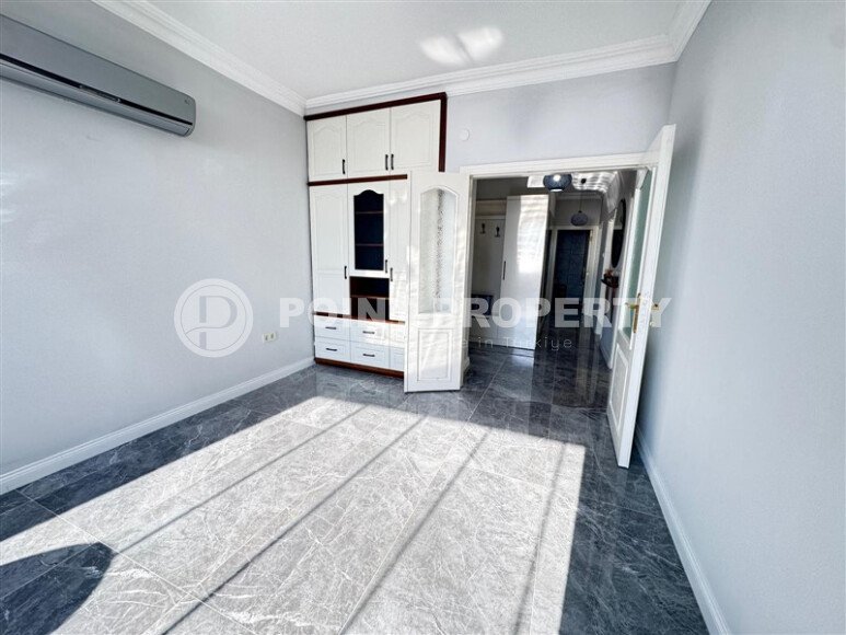 Apartment 2+1 on the Mediterranean coast in the center of Tosmur.-id-4199-photo-12