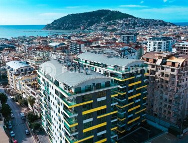 Квартира 3+1 в центре Алании с видом на море и крепость, ВНЖ-id-10470-фото-1