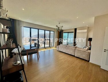 Квартира 3+1 в центре Алании с видом на море и крепость, ВНЖ-id-10470-фото-3