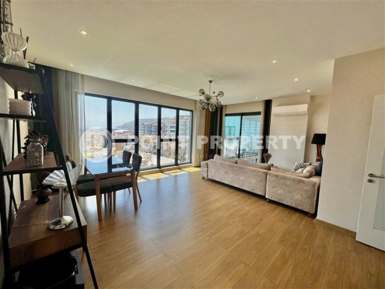 Квартира 3+1 в центре Алании с видом на море и крепость, ВНЖ-id-10470-фото-3