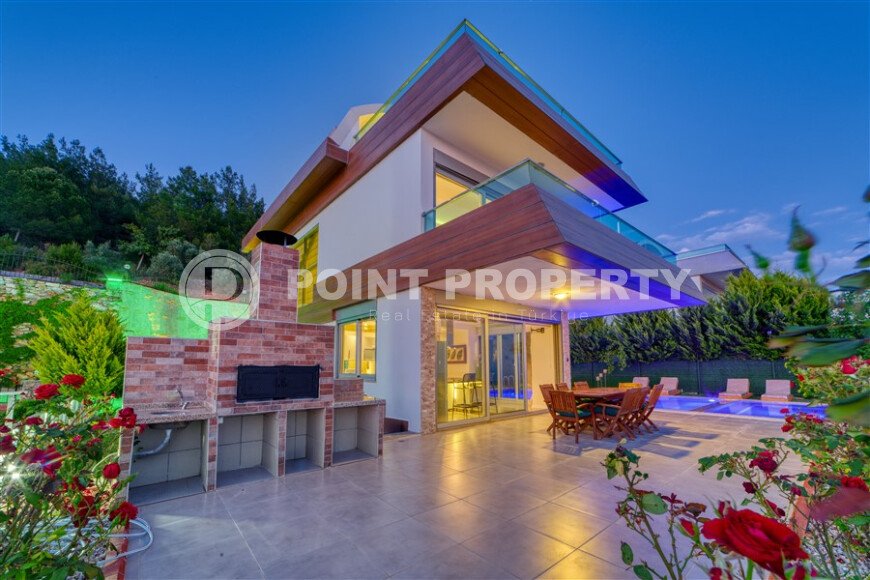 Отдельная 300 m² модерн - вилла 5+1 в районе Бекташ с панорамным видом на море и гражданством-id-10506-фото-2