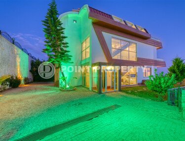 Detached 300 m² modern villa 5+1 in Bektaş area with panoramic sea views and citizenship-id-10506-photo-5