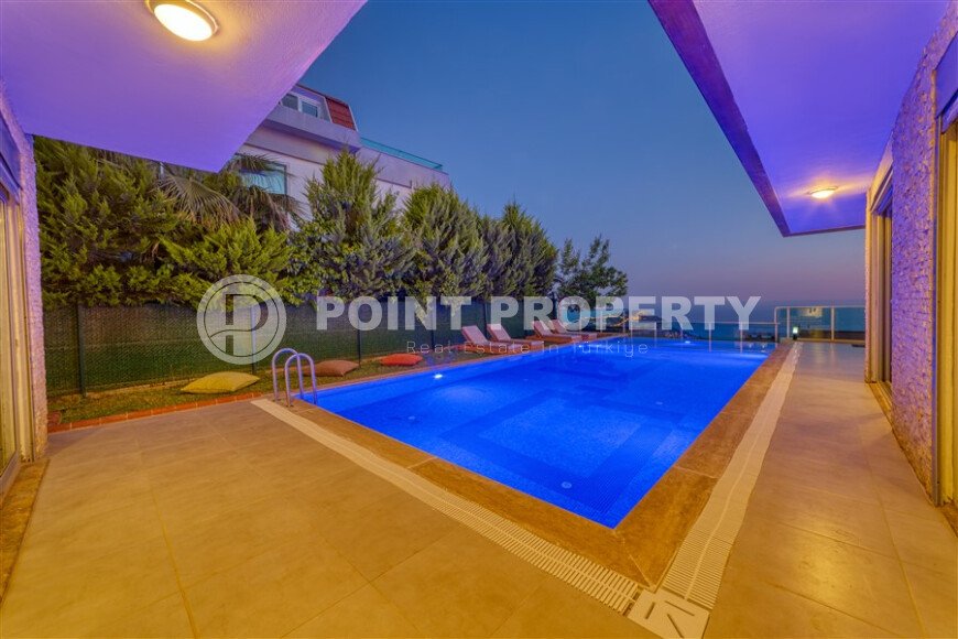 Отдельная 300 m² модерн - вилла 5+1 в районе Бекташ с панорамным видом на море и гражданством-id-10506-фото-12