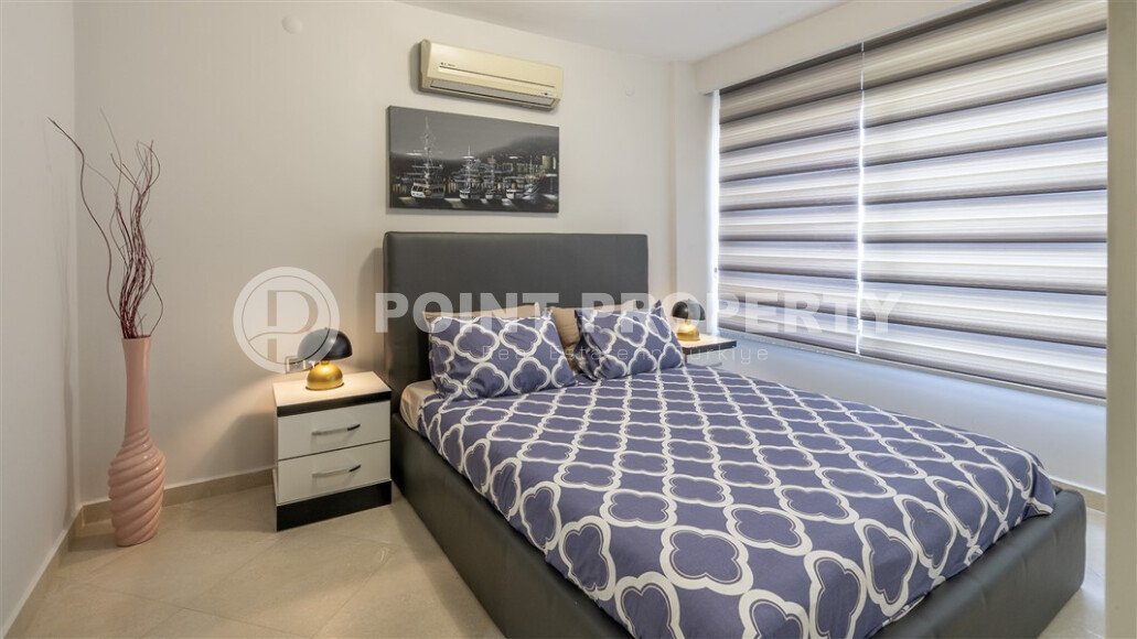 View comfortable penthouse 4+1, 240 m², on the first coastline in the Alanya region - Oba.-id-2499-photo-7