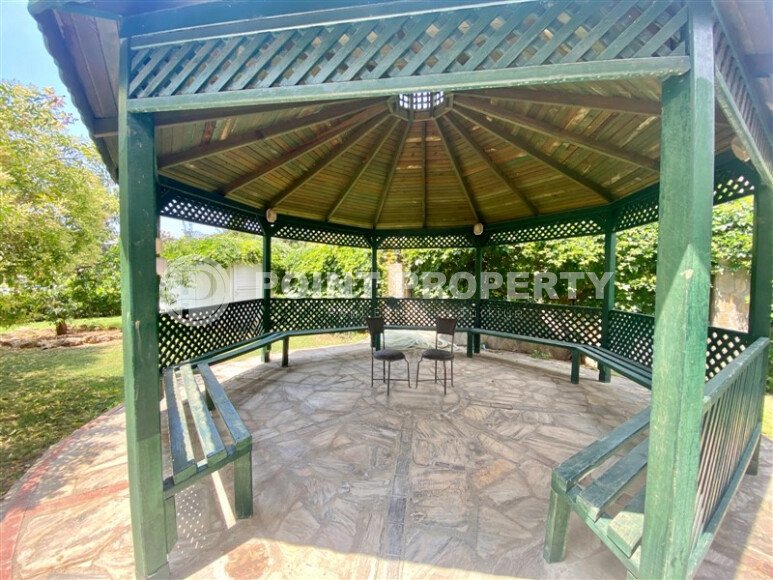 Просторная квартира 110 м² в центре Алании с видом на море и крепость-id-10517-фото-25