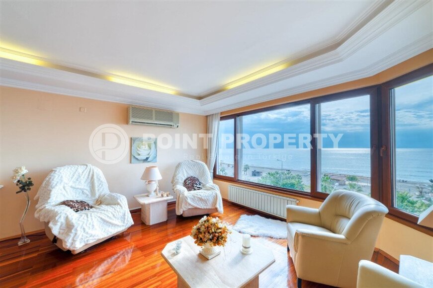 Panoramic apartment 140 m², Obagol district, first line, sea view, residence permit-id-10530-photo-3