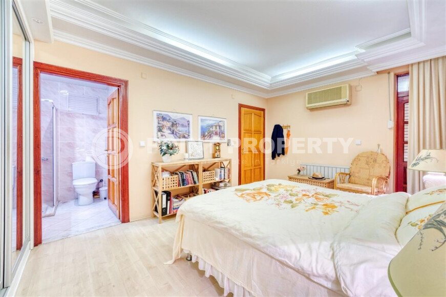Panoramic apartment 140 m², Obagol district, first line, sea view, residence permit-id-10530-photo-15