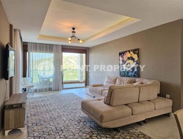 Просторная квартира 145 м² с видом на море в районе Каргыджак-id-10537-фото-2