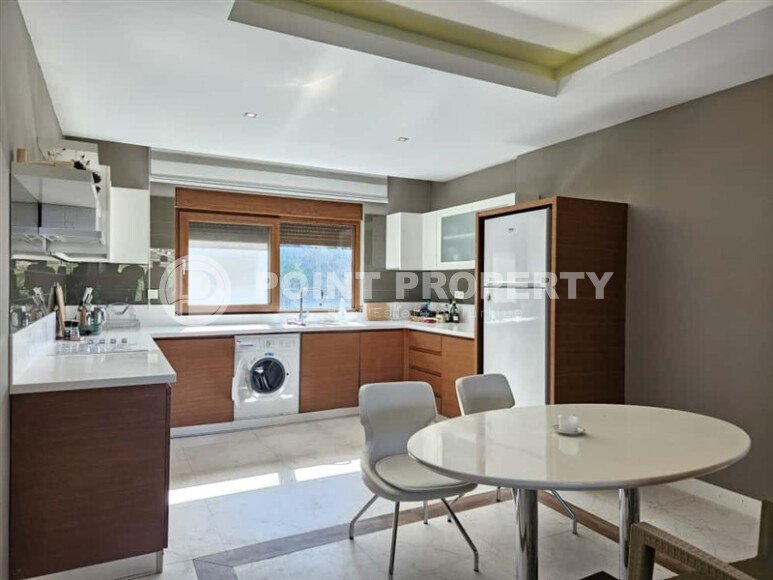 Просторная квартира 145 м² с видом на море в районе Каргыджак-id-10537-фото-10