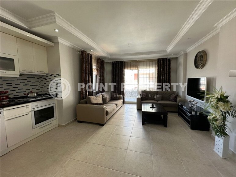 Просторная квартира 135 м² с застеклёнными балконами, район Тосмур-id-10546-фото-3