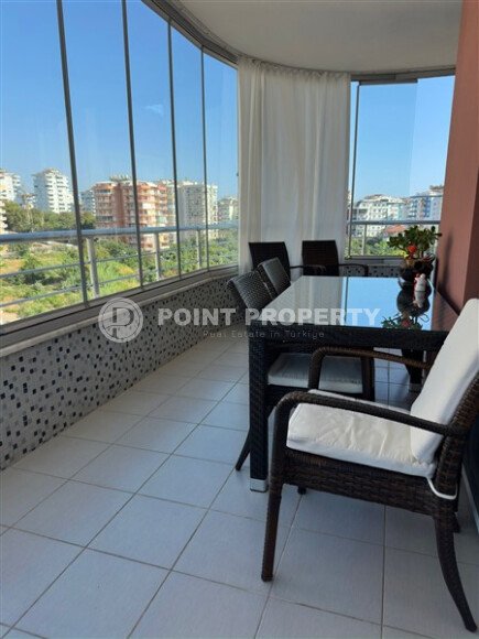 Просторная квартира 135 м² с застеклёнными балконами, район Тосмур-id-10546-фото-24