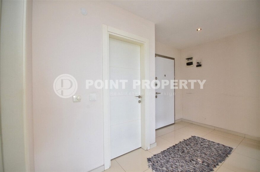 Spacious apartment of 110 m² with sea views, Kestel district-id-10555-photo-14