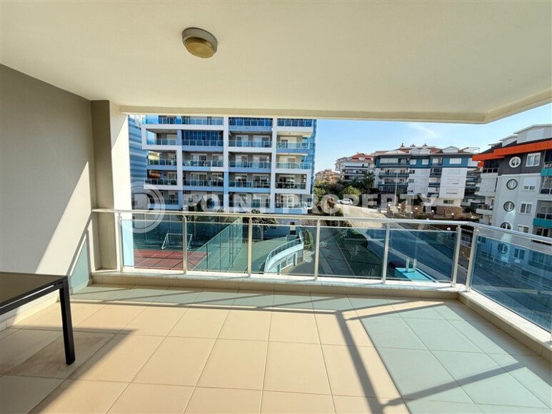 Просторная квартира 120 м² с панорамными окнами, район Кестель-id-10556-photo-12