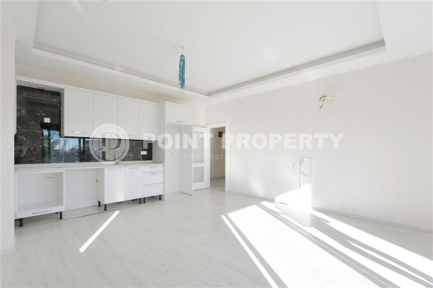 Bright apartment 82 m², Chiplakly district-id-10565-photo-1