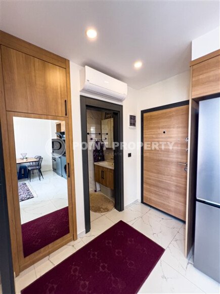 Stylish 50 m² apartment with transfer to the sea, Mahmutlar district-id-10567-photo-4