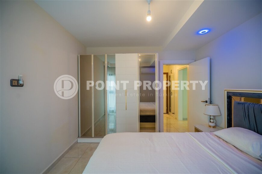 Spacious 70 m² apartment on the first line with sea views, Mahmutlar district-id-10568-photo-10