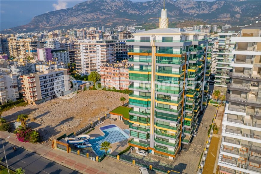 Spacious 70 m² apartment on the first line with sea views, Mahmutlar district-id-10568-photo-35