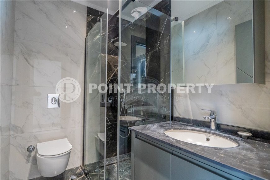 Garden duplex 204 m² with mountain view and partial sea view, Alanya center, Tepe-id-10570-photo-11