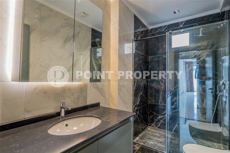 Garden duplex 204 m² with mountain view and partial sea view, Alanya center, Tepe-id-10570-photo-12