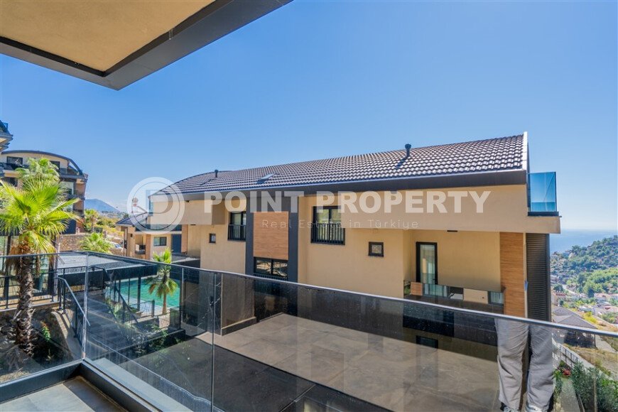 Garden duplex 204 m² with mountain view and partial sea view, Alanya center, Tepe-id-10570-photo-14