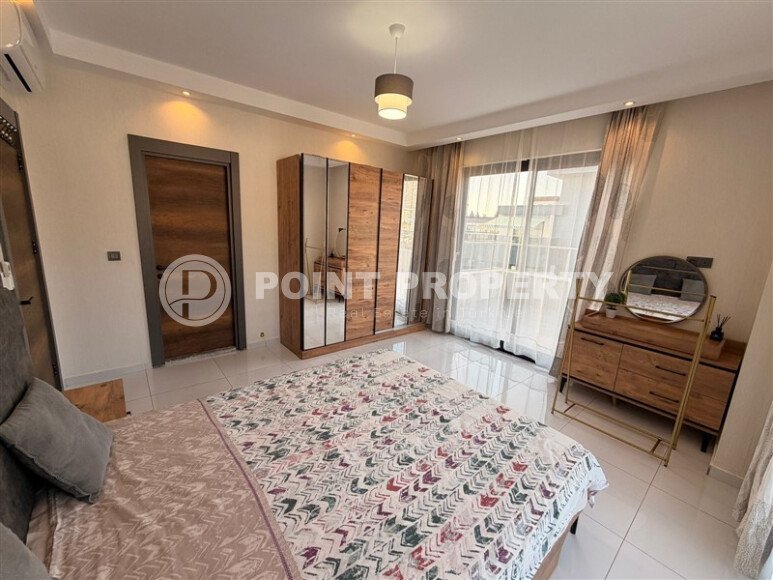 Stylish duplex 95 m² with sea and mountain views, Mahmutlar district-id-10573-photo-7