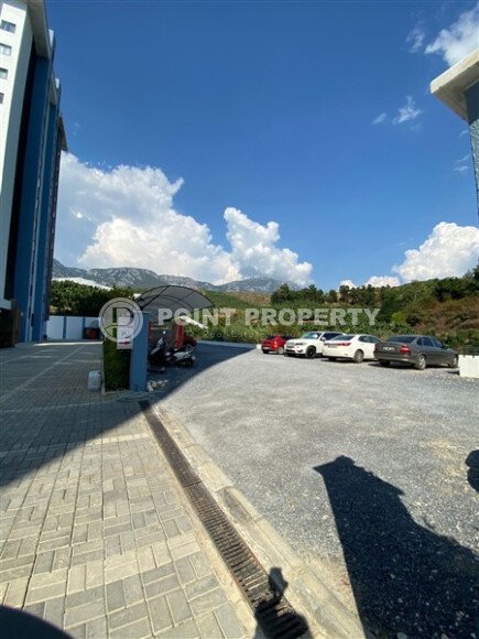 Светлая квартира 50 м² с панорамными окнами и видом на море, район Махмутлар-id-10581-photo-2