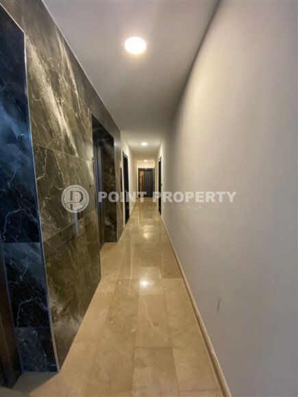 Светлая квартира 50 м² с панорамными окнами и видом на море, район Махмутлар-id-10581-photo-18