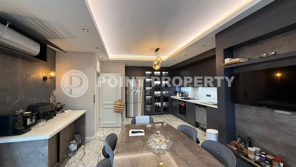 Стильный дуплекс 4+1 с отдельной кухней у моря в районе Кестель-id-10583-photo-2