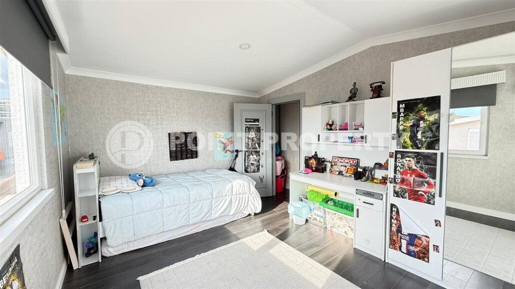 Стильный дуплекс 4+1 с отдельной кухней у моря в районе Кестель-id-10583-photo-21