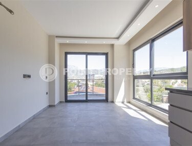 Prestigious 1+1 apartment with mountain views, Demirtaş district-id-10587-photo-2