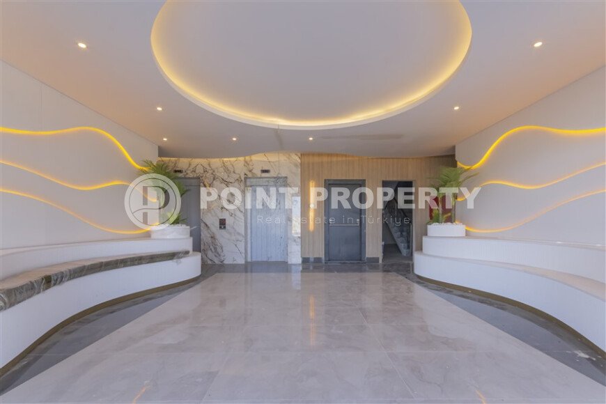 Prestigious 1+1 apartment with mountain views, Demirtaş district-id-10587-photo-11