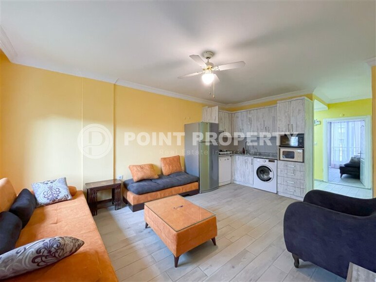 Spacious apartment of 110 m² in Tosmur, just 50 m from the sea-id-10636-photo-4