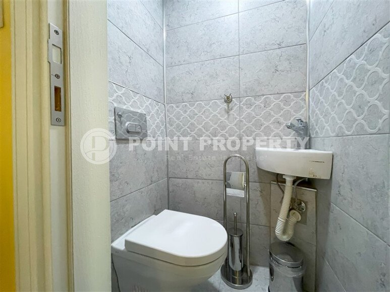 Spacious apartment of 110 m² in Tosmur, just 50 m from the sea-id-10636-photo-13