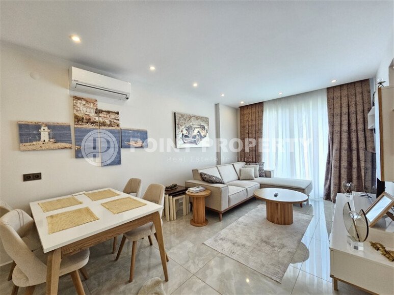 Bright apartment 60 m², Mahmutlar district, direct sea view-id-10640-photo-2