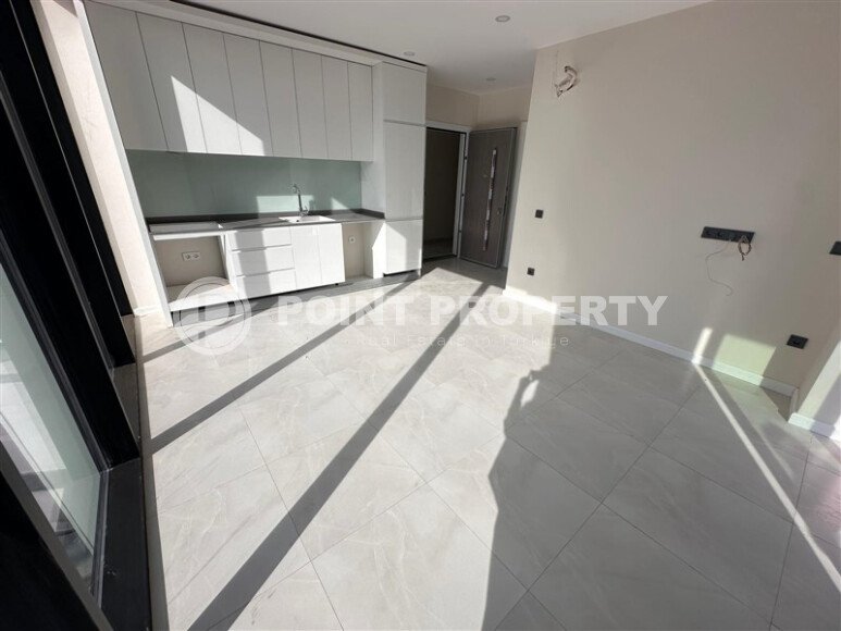 1+1 apartment with sea view in one of the best complexes on the Alanya coast-id-10647-photo-3